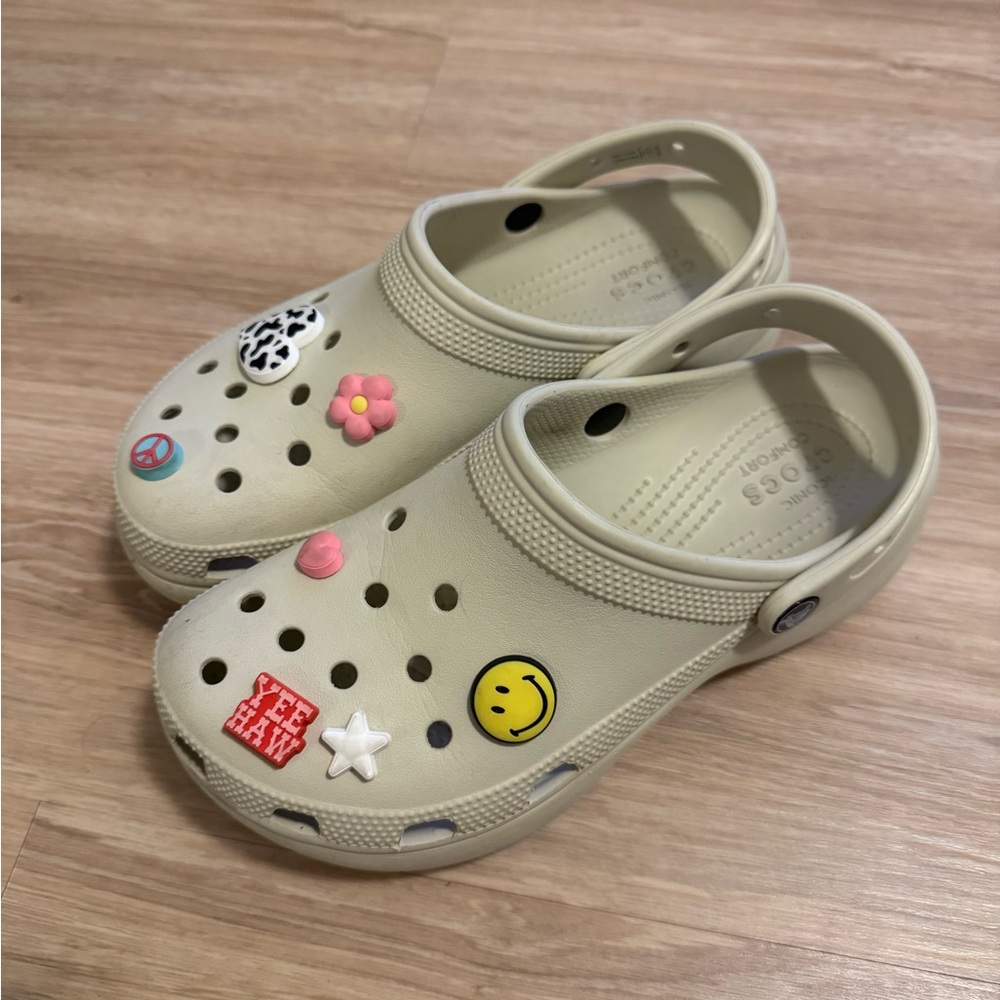 CROCS Women's Light Tan Water Shoes with Fun Charms